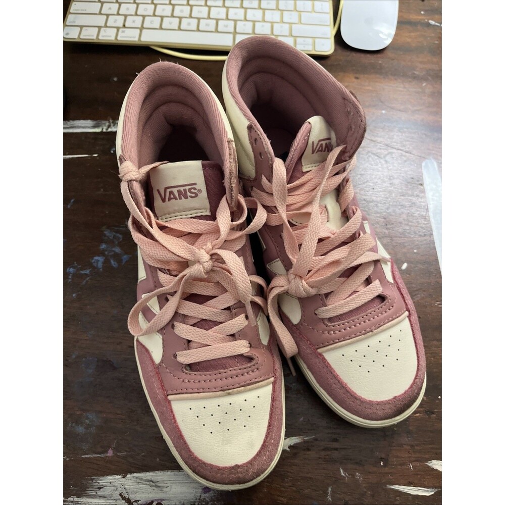 Vans Lowland Sport True White Pink Womens Size 6 luxury comfort